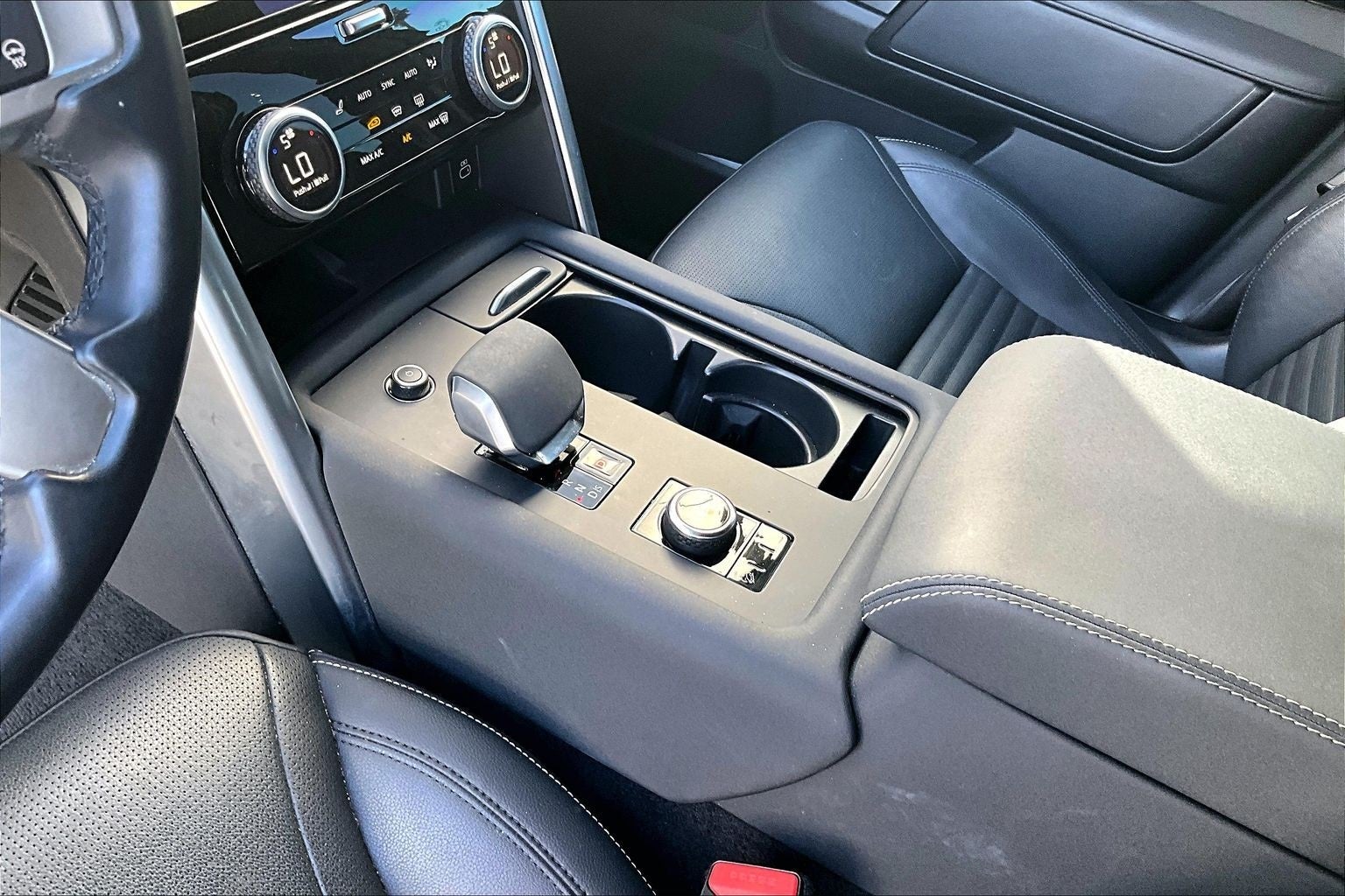 2023 Land Rover Discovery S R-Dynamic