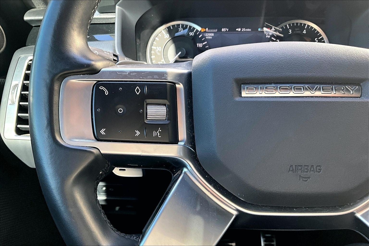 2023 Land Rover Discovery S R-Dynamic