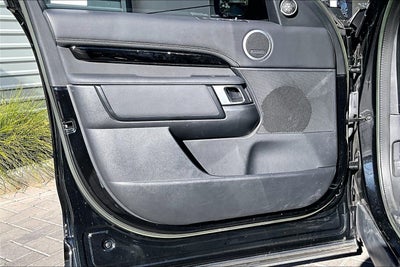 2023 Land Rover Discovery S R-Dynamic