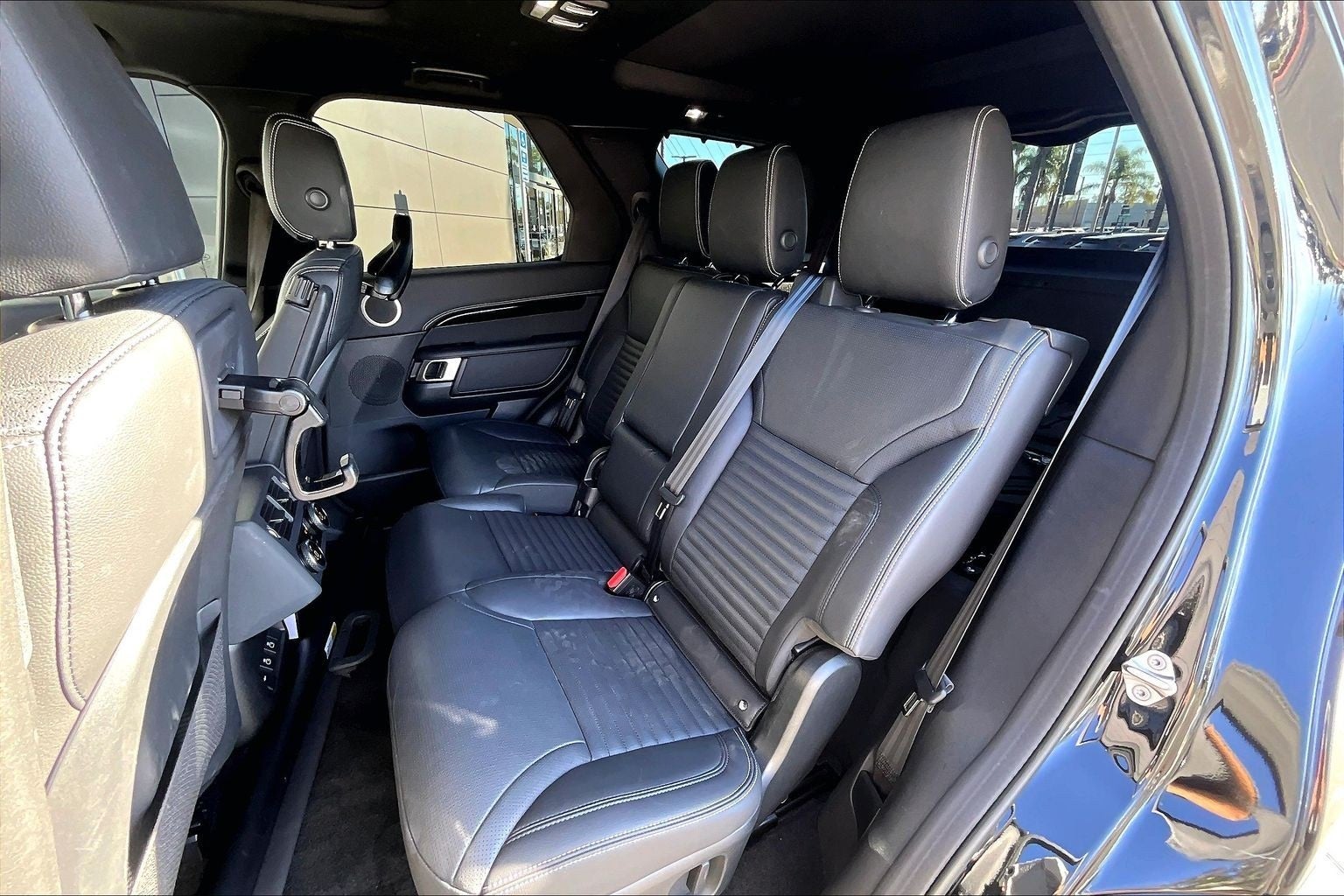 2023 Land Rover Discovery S R-Dynamic