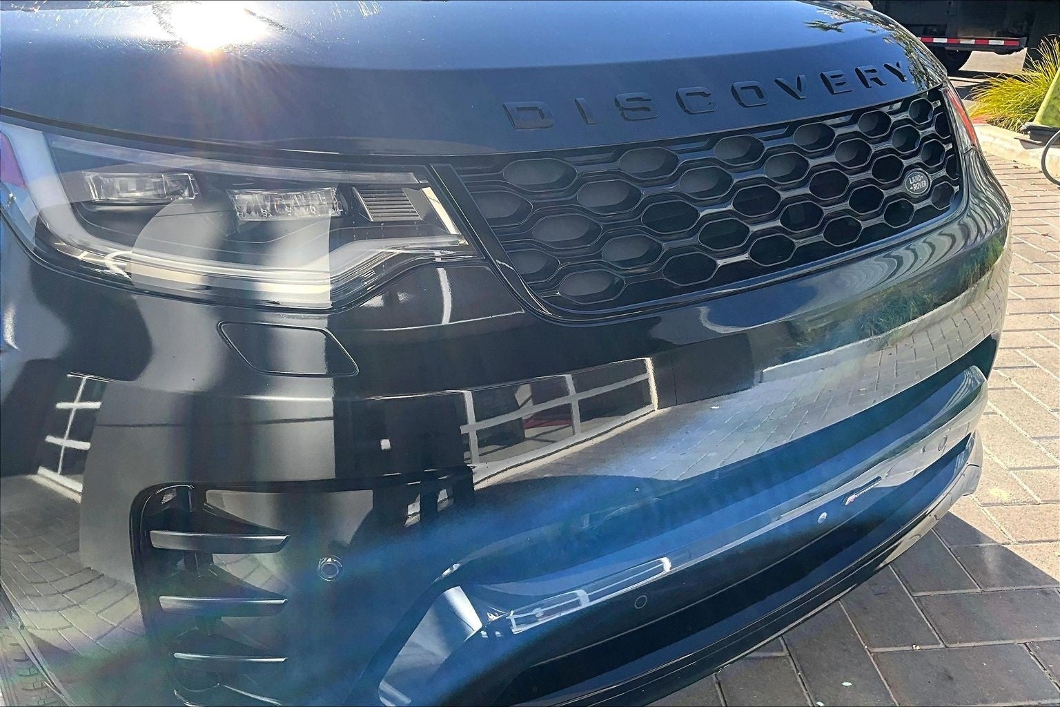 2023 Land Rover Discovery S R-Dynamic