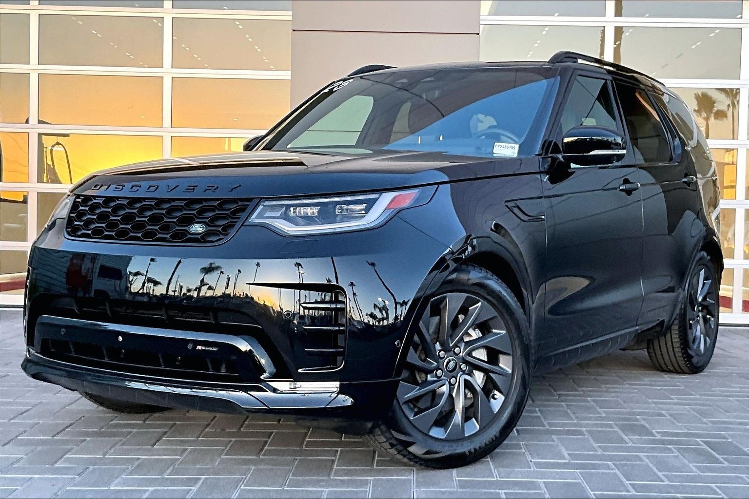 2023 Land Rover Discovery S R-Dynamic