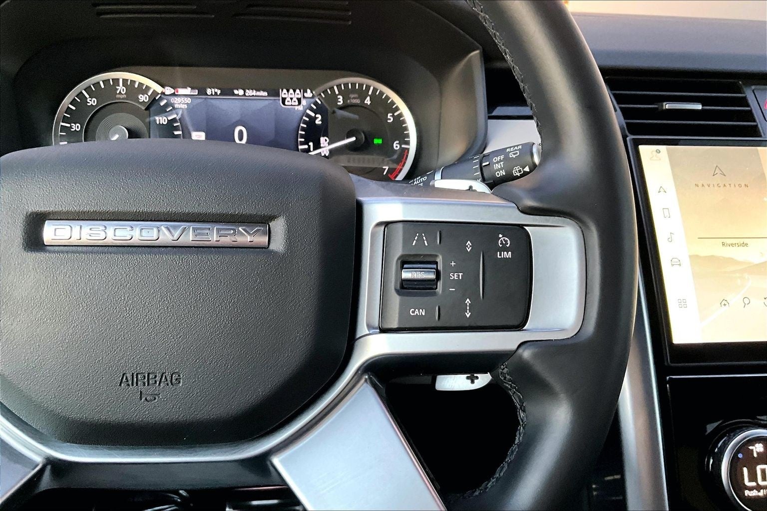 2023 Land Rover Discovery S R-Dynamic