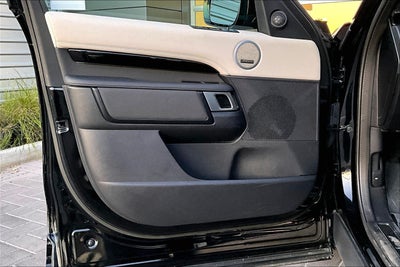 2023 Land Rover Discovery S R-Dynamic