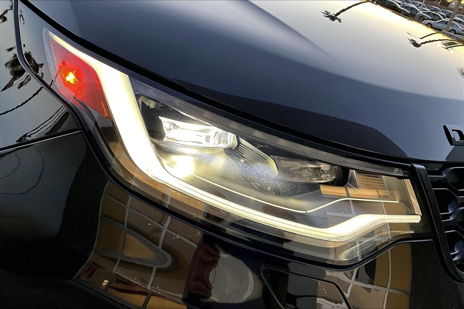 2023 Land Rover Discovery S R-Dynamic