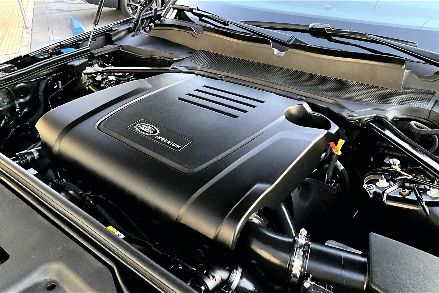 2023 Land Rover Discovery S R-Dynamic