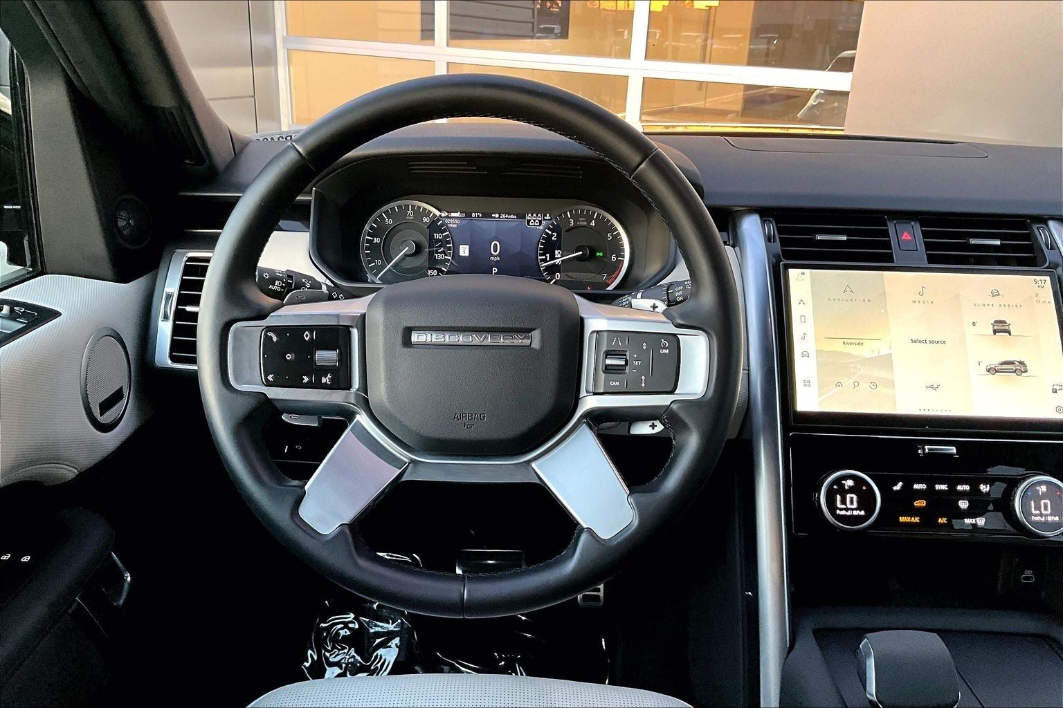 2023 Land Rover Discovery S R-Dynamic