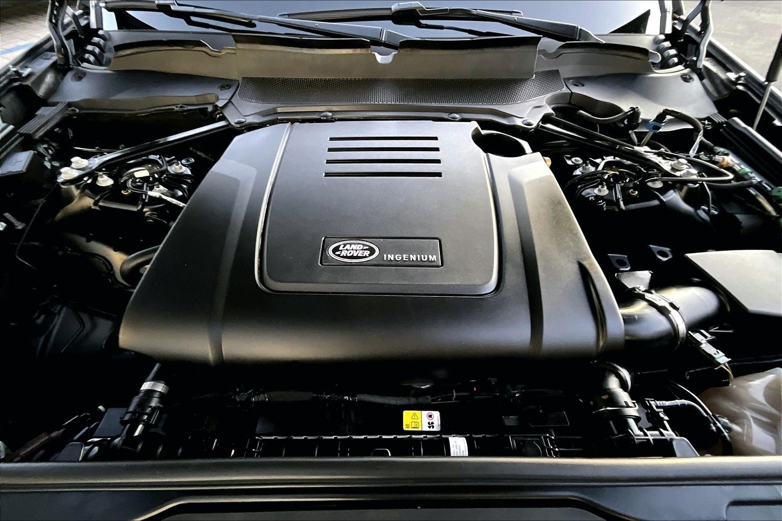 2023 Land Rover Discovery S R-Dynamic