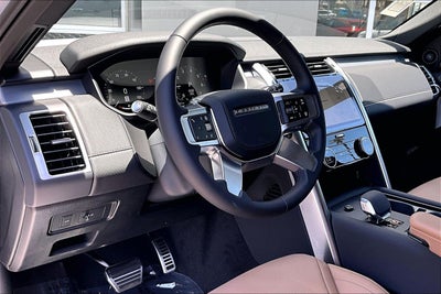 2026 Land Rover Discovery Gemini Edition