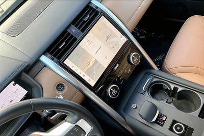 2025 Land Rover Discovery Metropolitan Edition
