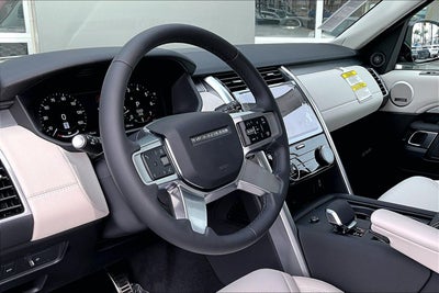 2026 Land Rover Discovery Gemini Edition