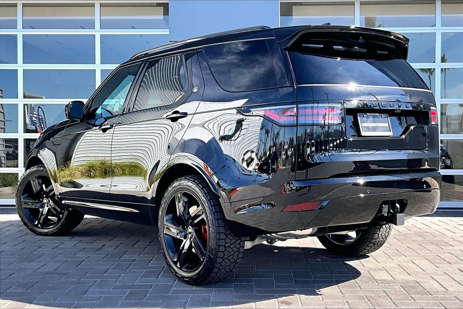 2026 Land Rover Discovery Gemini Edition