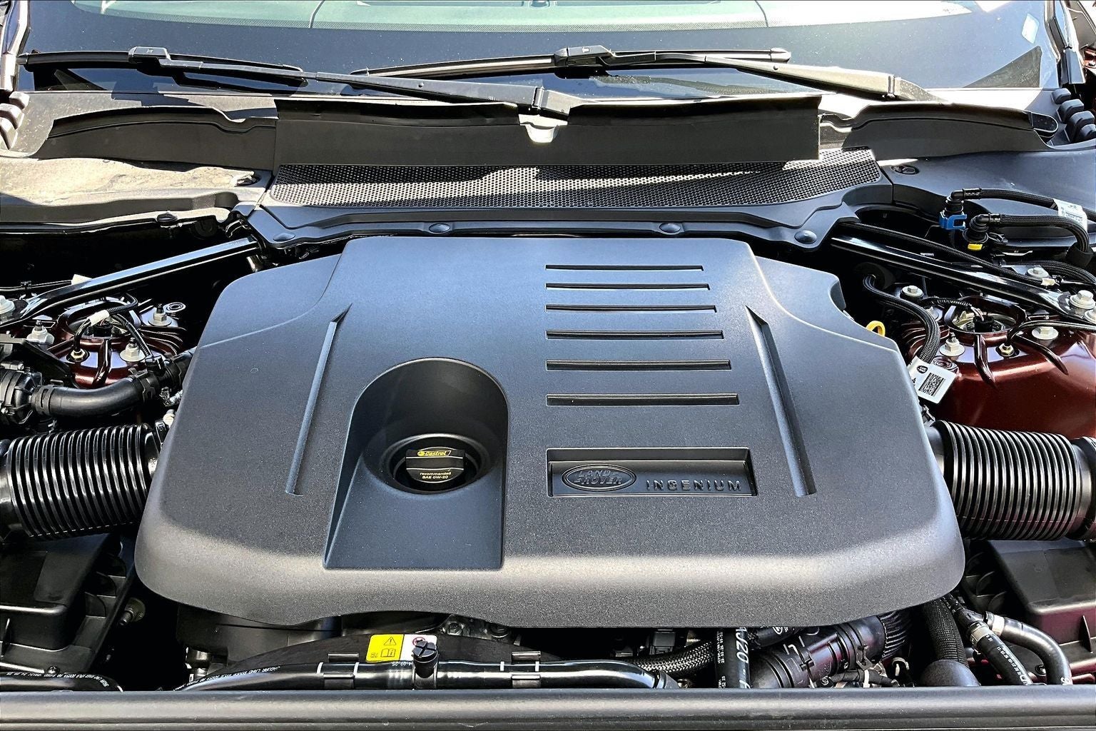 2026 Land Rover Discovery Gemini Edition
