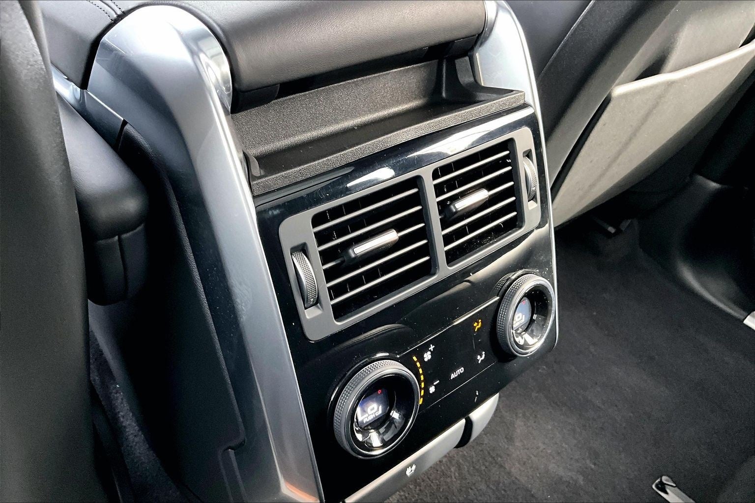 2022 Land Rover Range Rover Sport HSE Silver Edition