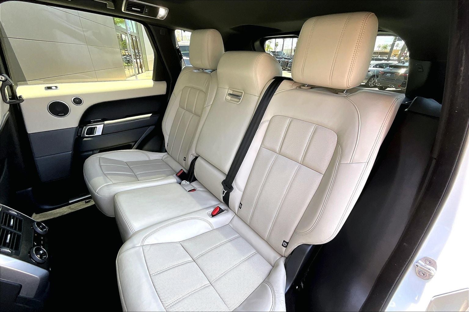 2022 Land Rover Range Rover Sport HSE Silver Edition