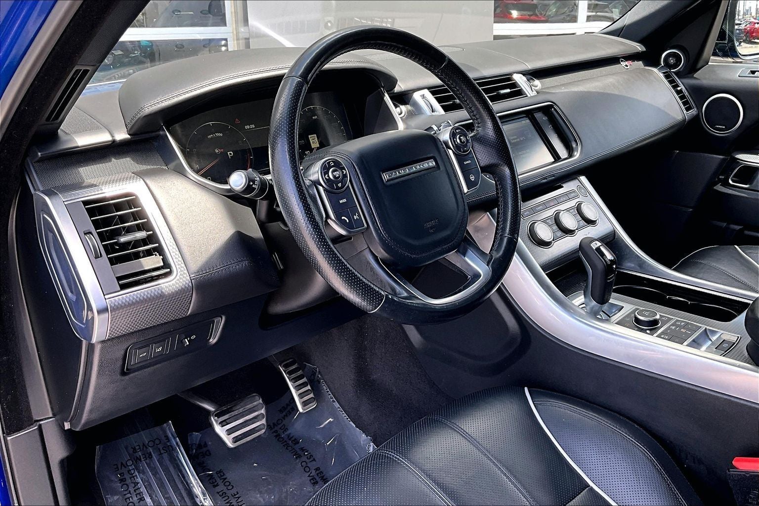 2016 Land Rover Range Rover Sport 5.0L V8 Supercharged SVR