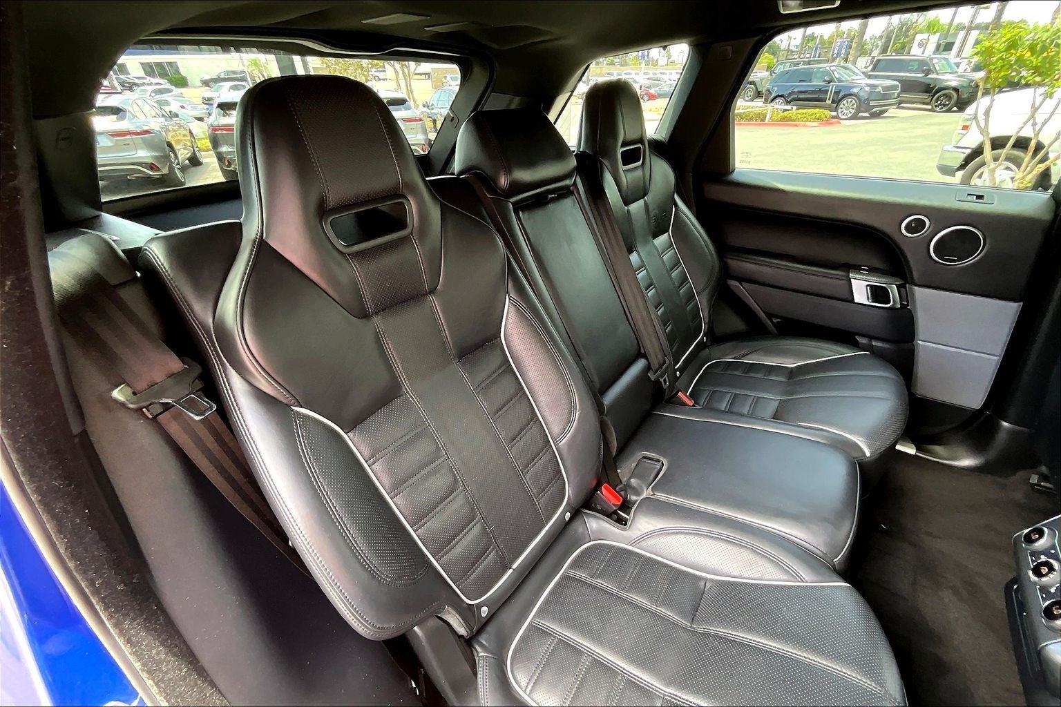 2016 Land Rover Range Rover Sport 5.0L V8 Supercharged SVR