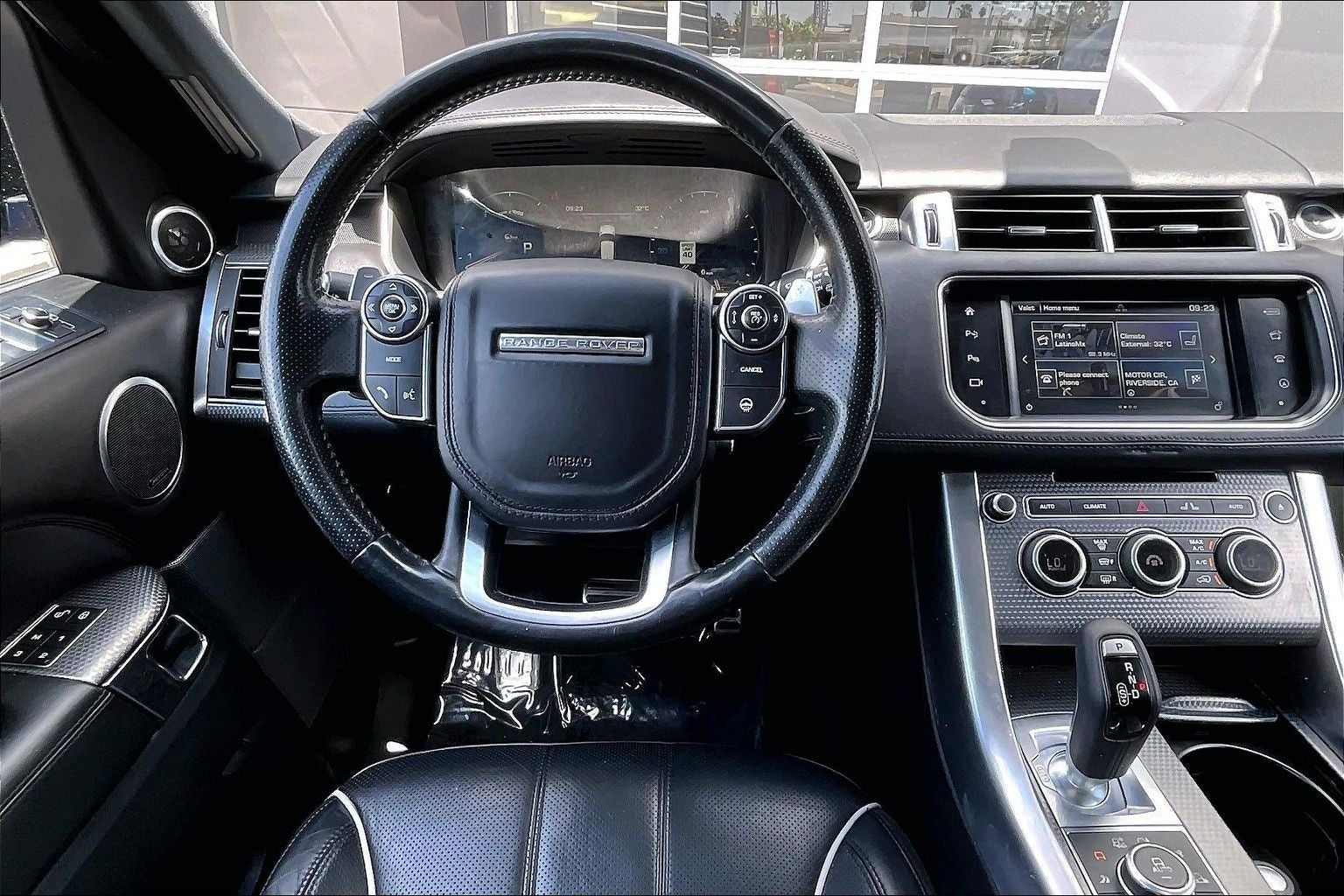 2016 Land Rover Range Rover Sport 5.0L V8 Supercharged SVR