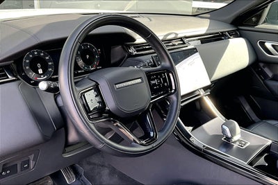 2026 Land Rover Range Rover Velar Dynamic SE