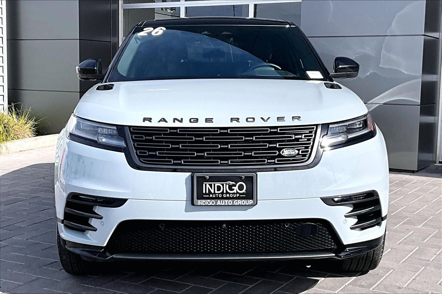2026 Land Rover Range Rover Velar Dynamic SE