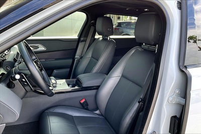 2026 Land Rover Range Rover Velar Dynamic SE