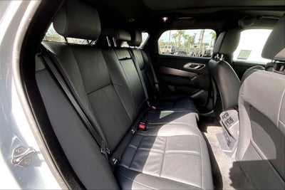 2026 Land Rover Range Rover Velar Dynamic SE