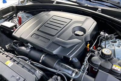 2026 Land Rover Range Rover Velar Dynamic SE