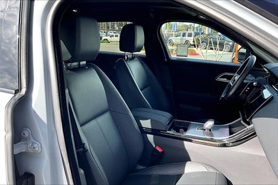 2026 Land Rover Range Rover Velar Dynamic SE