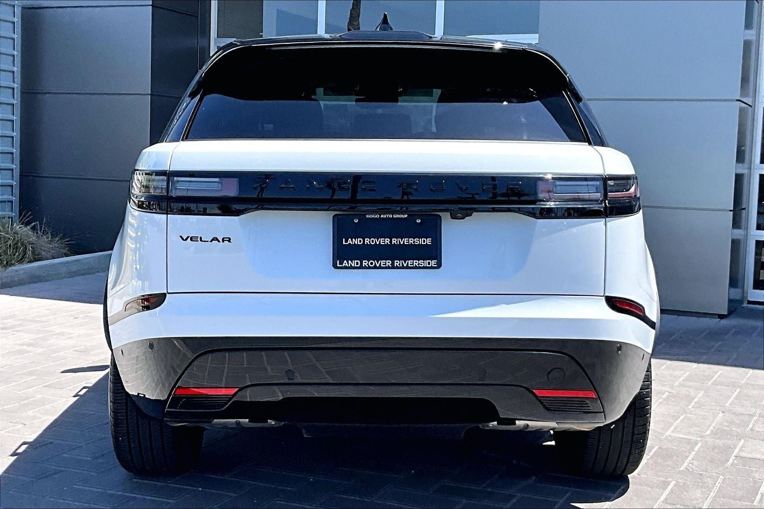 2026 Land Rover Range Rover Velar Dynamic SE