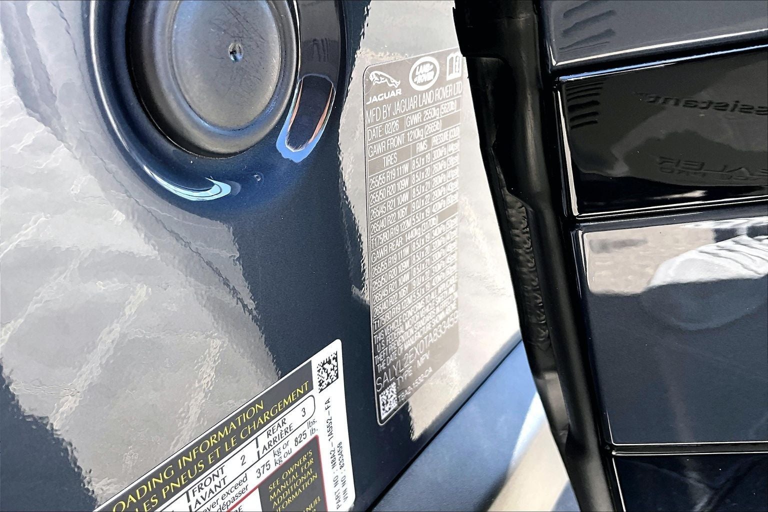 2026 Land Rover Range Rover Velar Dynamic SE