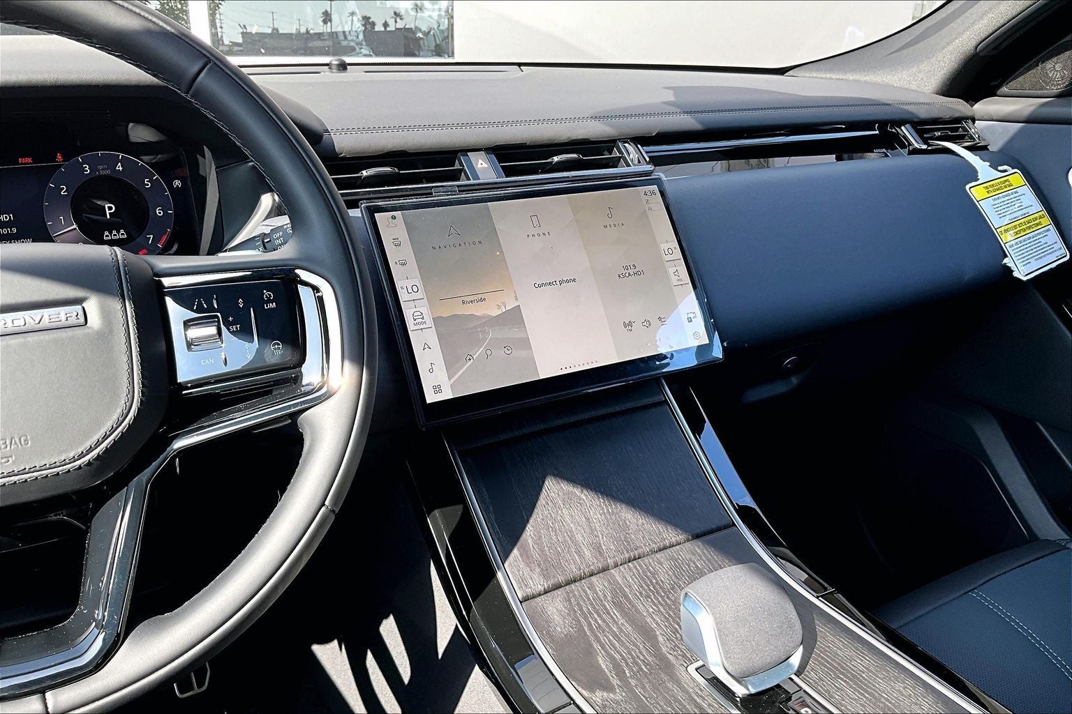 2026 Land Rover Range Rover Velar Dynamic SE