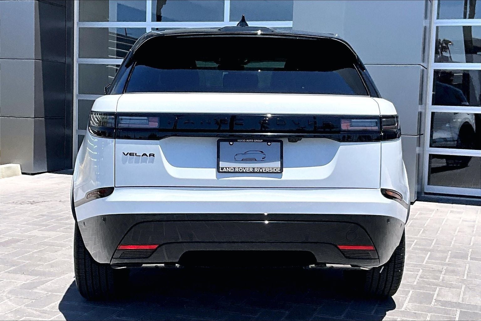 2026 Land Rover Range Rover Velar Dynamic SE