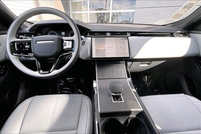 2026 Land Rover Range Rover Velar Dynamic SE