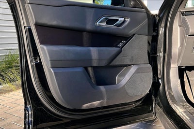 2026 Land Rover Range Rover Velar Dynamic SE