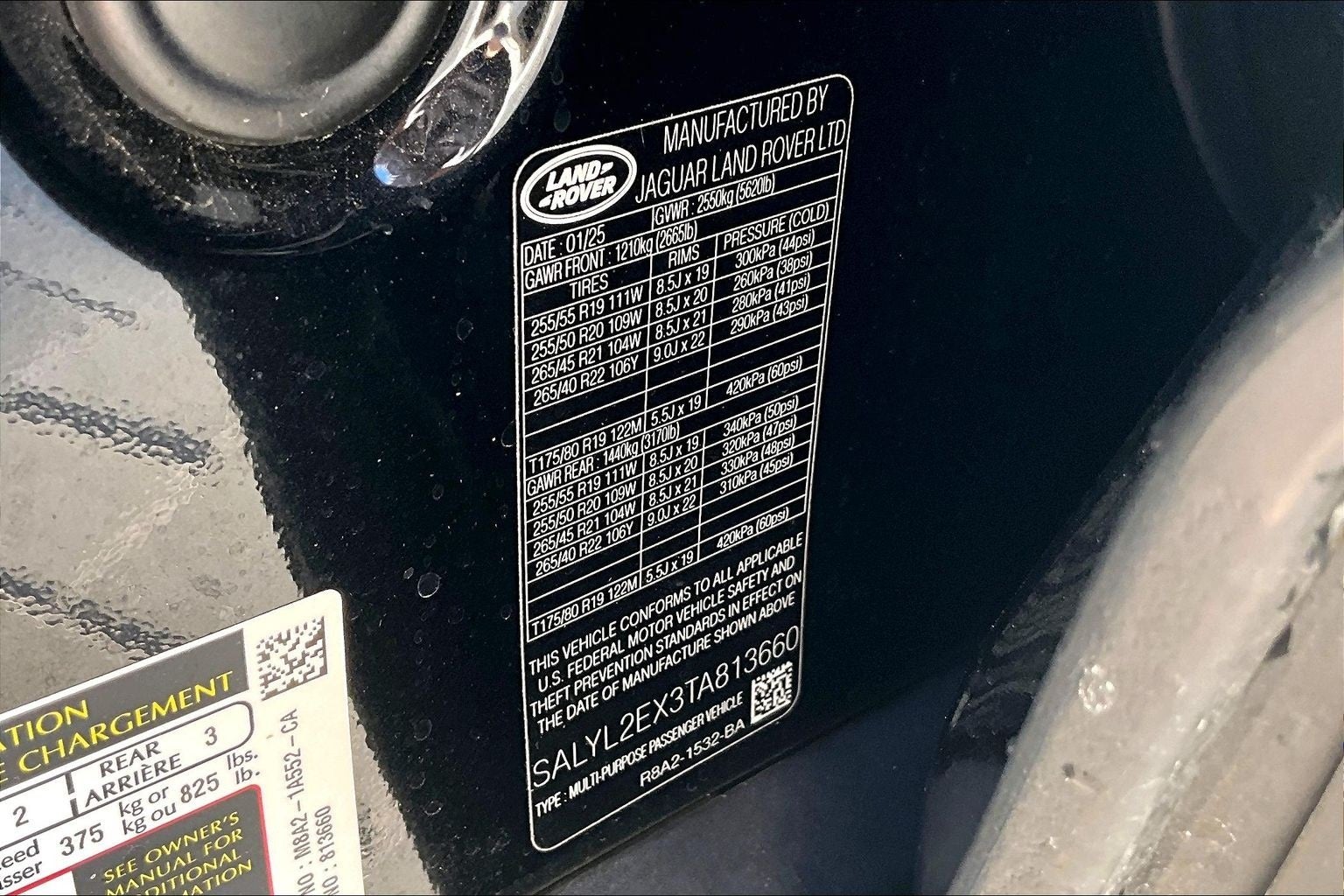 2026 Land Rover Range Rover Velar Dynamic SE