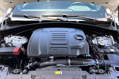 2026 Land Rover Range Rover Velar Dynamic SE