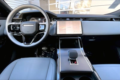 2026 Land Rover Range Rover Velar Dynamic SE