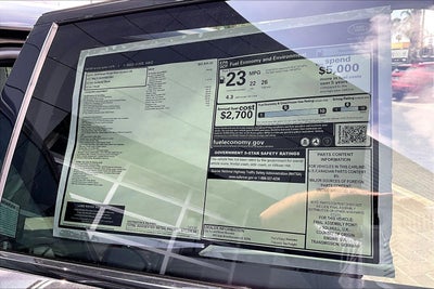 2026 Land Rover Range Rover Velar Dynamic SE