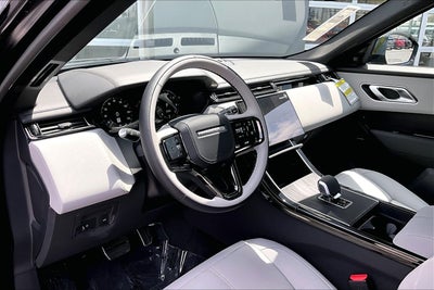 2026 Land Rover Range Rover Velar Dynamic SE