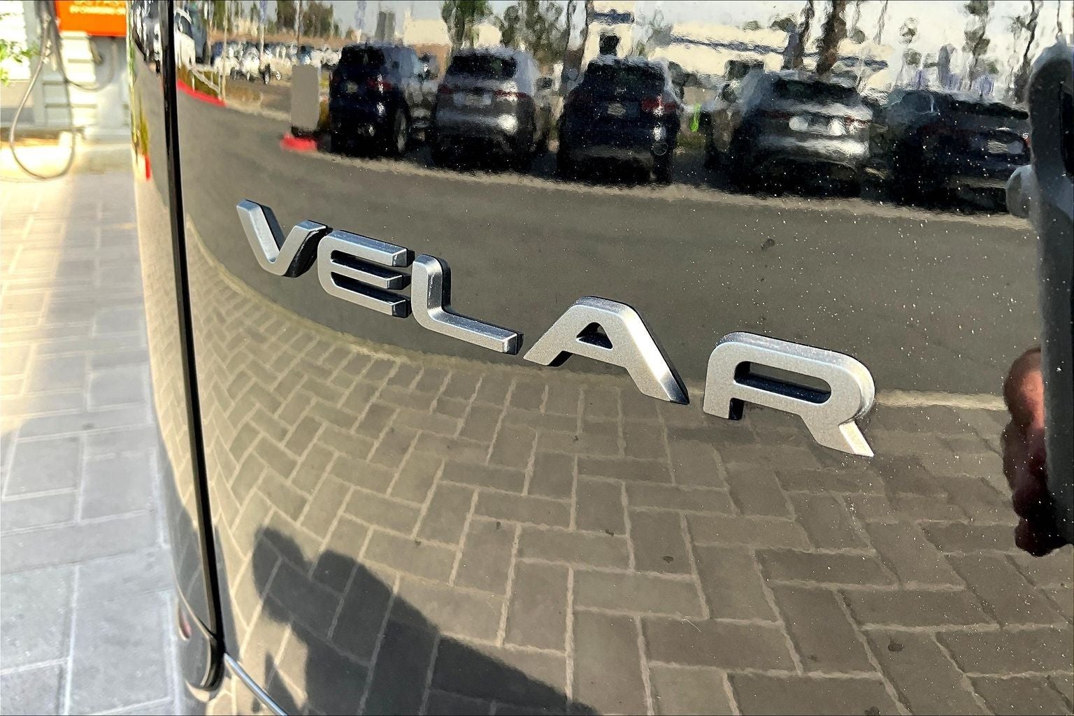 2026 Land Rover Range Rover Velar Dynamic SE