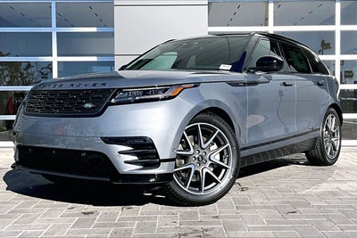 2026 Land Rover Range Rover Velar Dynamic SE
