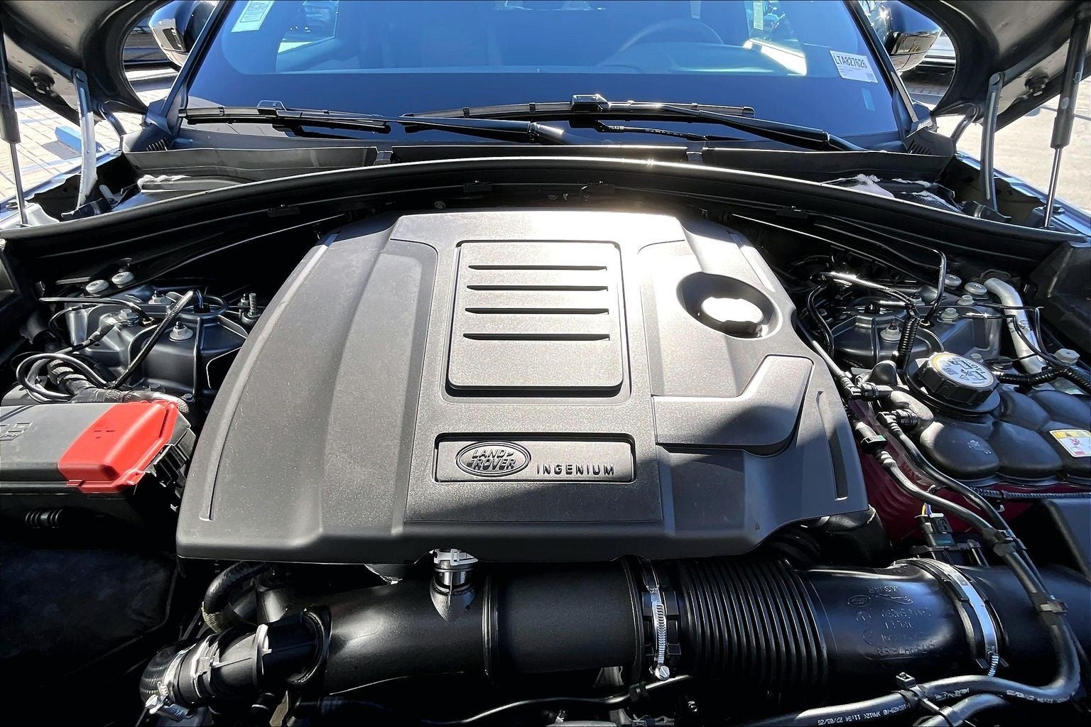 2026 Land Rover Range Rover Velar Dynamic SE