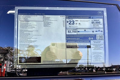 2026 Land Rover Range Rover Velar Dynamic SE