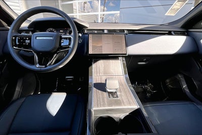 2026 Land Rover Range Rover Velar Dynamic SE