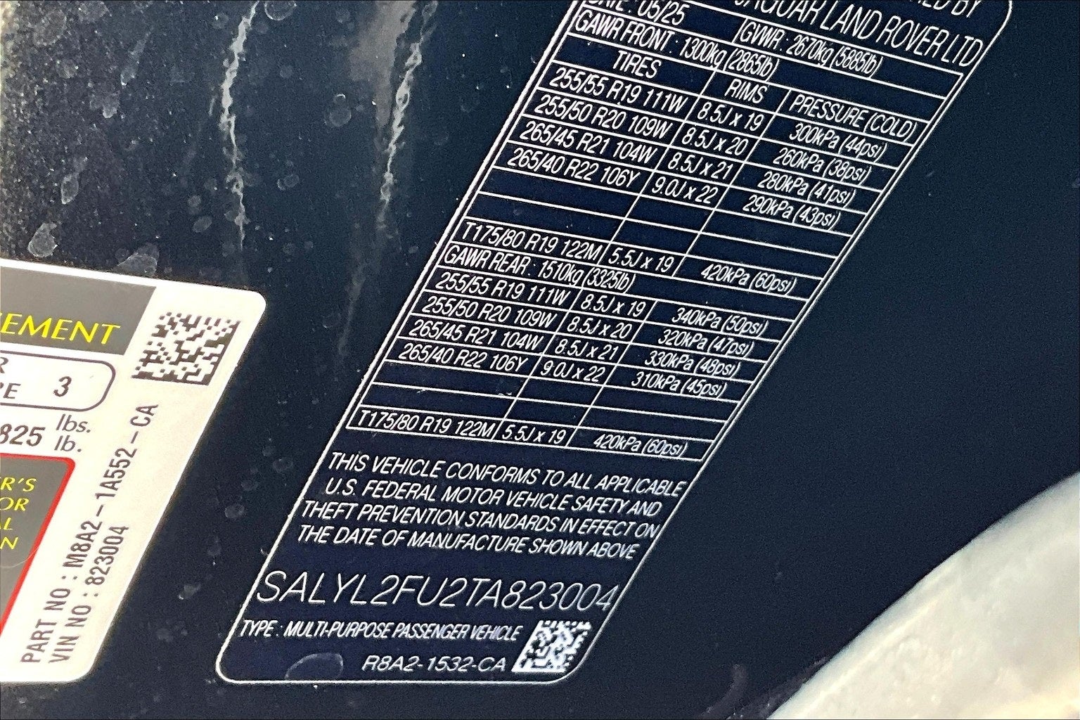 2026 Land Rover Range Rover Velar Dynamic SE