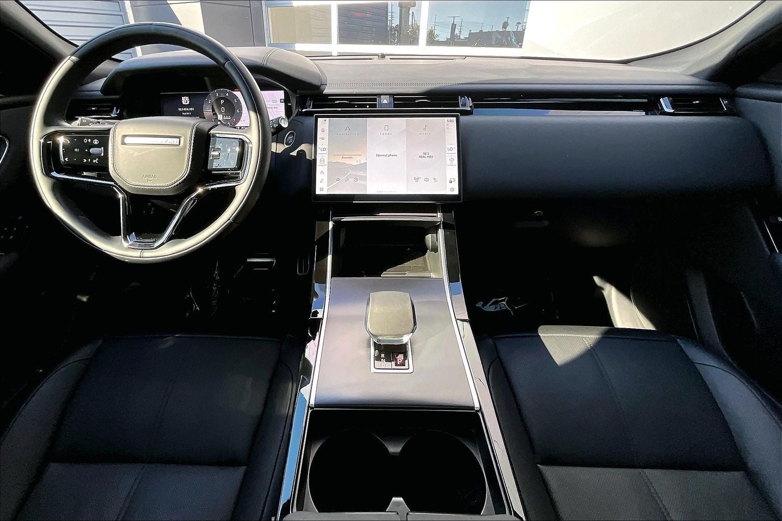 2026 Land Rover Range Rover Velar Dynamic SE