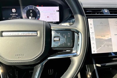 2026 Land Rover Range Rover Velar Dynamic SE