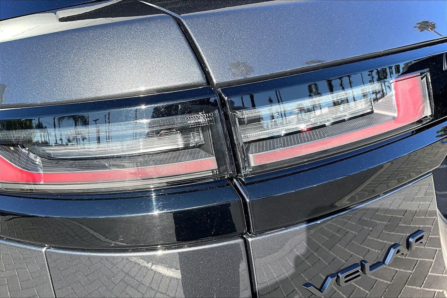 2026 Land Rover Range Rover Velar Dynamic SE