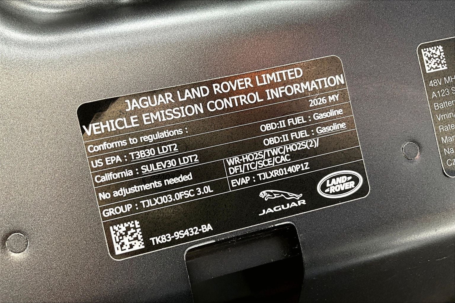 2026 Land Rover Range Rover Velar Dynamic SE