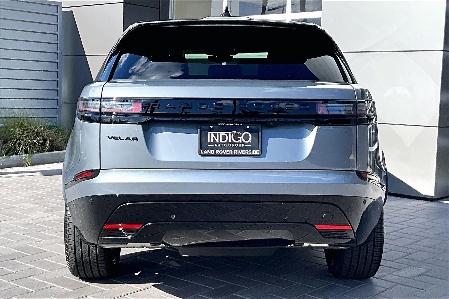 2026 Land Rover Range Rover Velar Dynamic SE